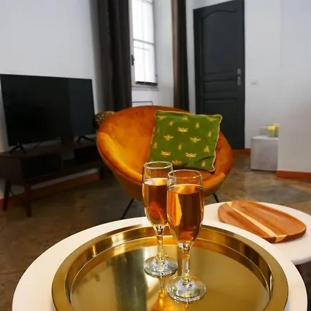 P2 De Charme - Centre-ville Nîmes